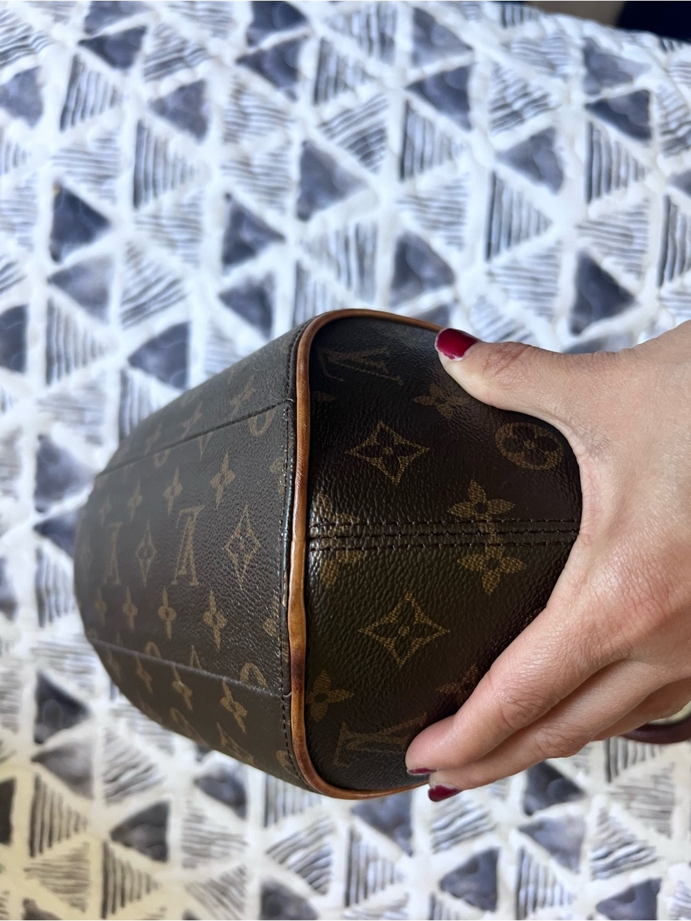 Louis Vuitton Monogram Canvas Dome Satchel with Tan Trim - Picture 9 of 16